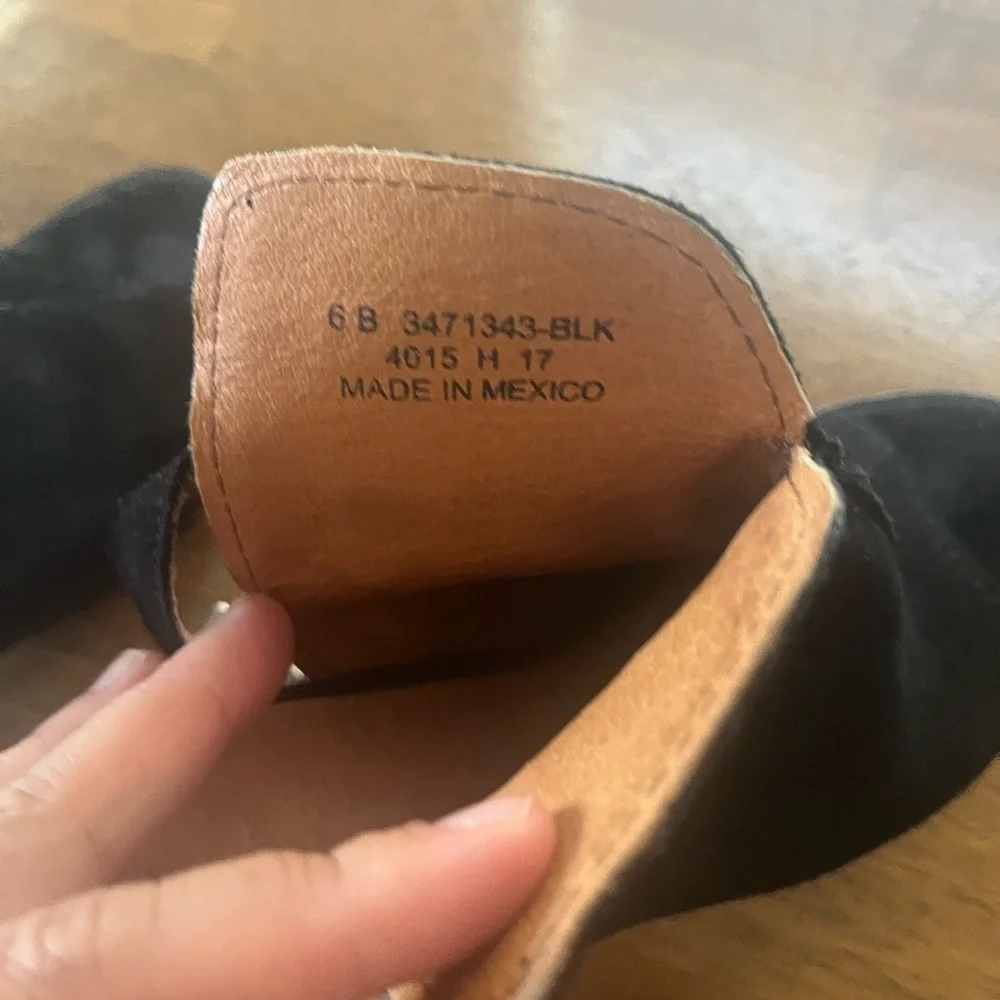 Frye Black Women's Suede Shoes - Picture 3 of 8